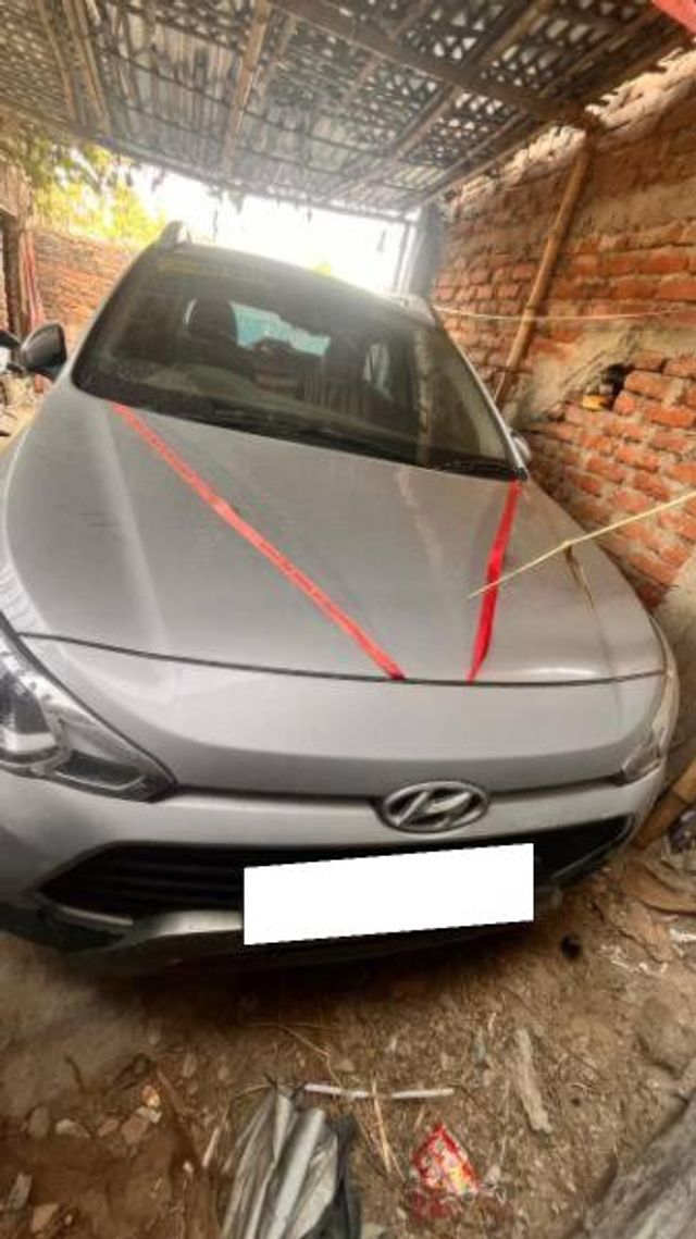 Hyundai i20 Active 1.2 S Second-hand 2017 Hyundai i20 Active 1.2 S for sale in West Champaran