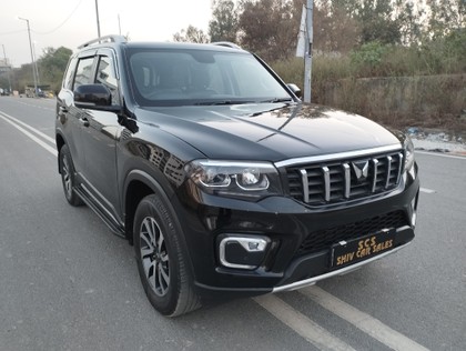 2025 Mahindra Scorpio N Z8L Diesel AT