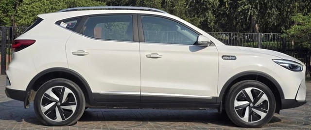 MG ZS EV Excite Pro - Photo 3