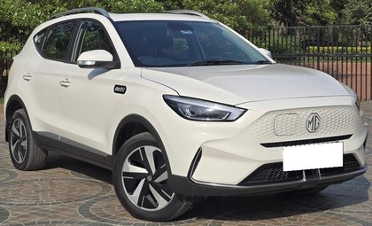 MG ZS EV Excite Pro - Photo 1