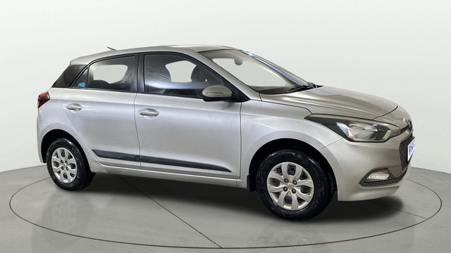 Second-hand 2016 Hyundai i20 Sportz 1.2 for sale in New Delhi-0