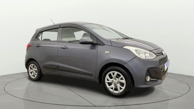 Hyundai Grand i10 1.2 Kappa Magna AT Second-hand 2017 Hyundai Grand i10 1.2 Kappa Magna AT for sale in New Delhi