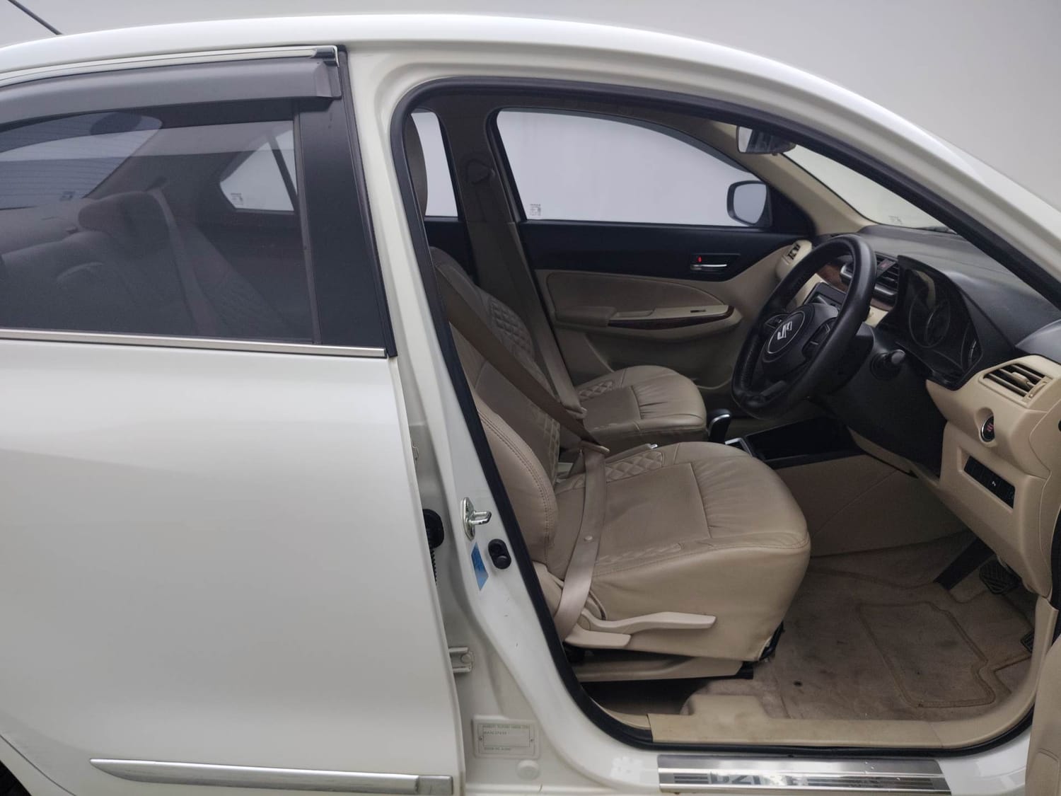 Buy Used Maruti Dzire ZXI Plus of 2018 model @ 5,93,000 INR in