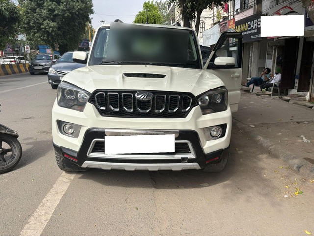 Second-hand 2021 Mahindra Scorpio S11 for sale in New Delhi-0