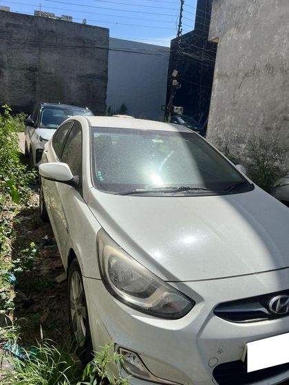 56 Used Hyundai Verna