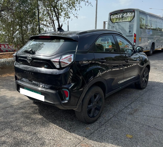 Tata Nexon EV XZ Plus Dark Edition - Photo 4