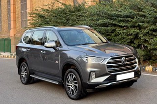 Used MG Gloster Savvy 4x4 6Str
