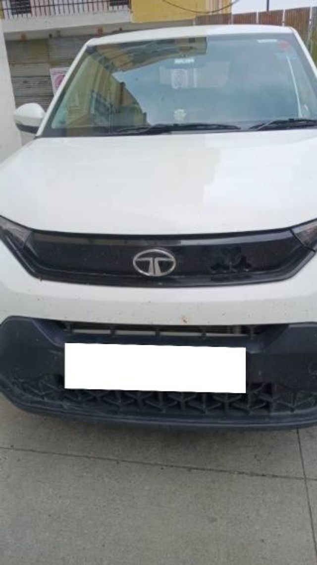 Tata Punch Adventure AMT Rhythm BSVI Second-hand 2023 Tata Punch Adventure AMT Rhythm BSVI for sale in Lucknow