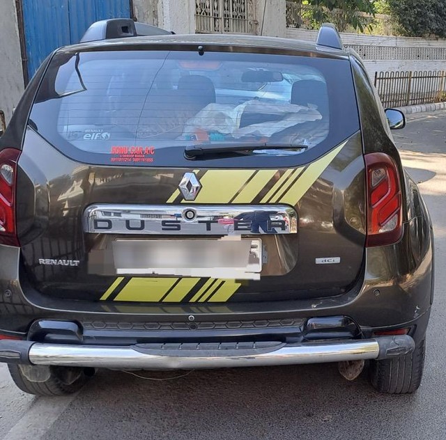 Second-hand 2018 Renault Duster SANDSTORM RXS 85 PS for sale in New Delhi-0