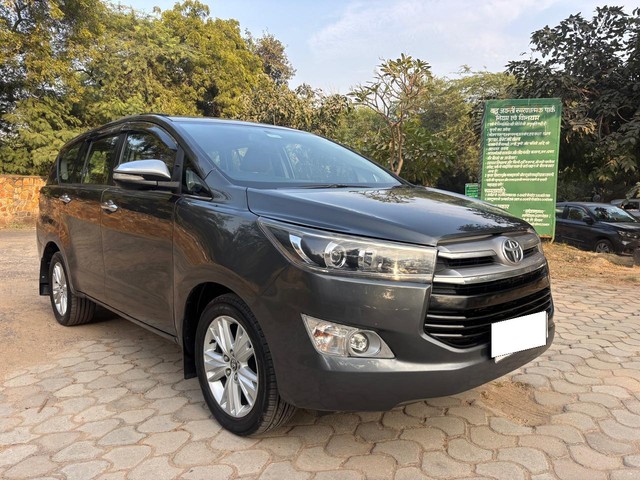 Second-hand 2018 Toyota Innova Crysta 2.8 GX AT BSIV for sale in New Delhi-0