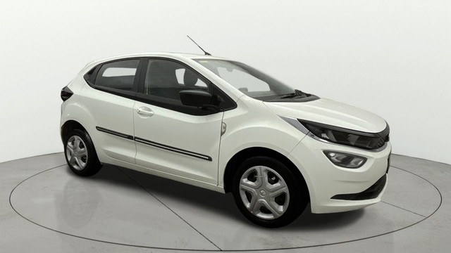 Second-hand 2020 Tata Altroz XT BSVI for sale in New Delhi-0