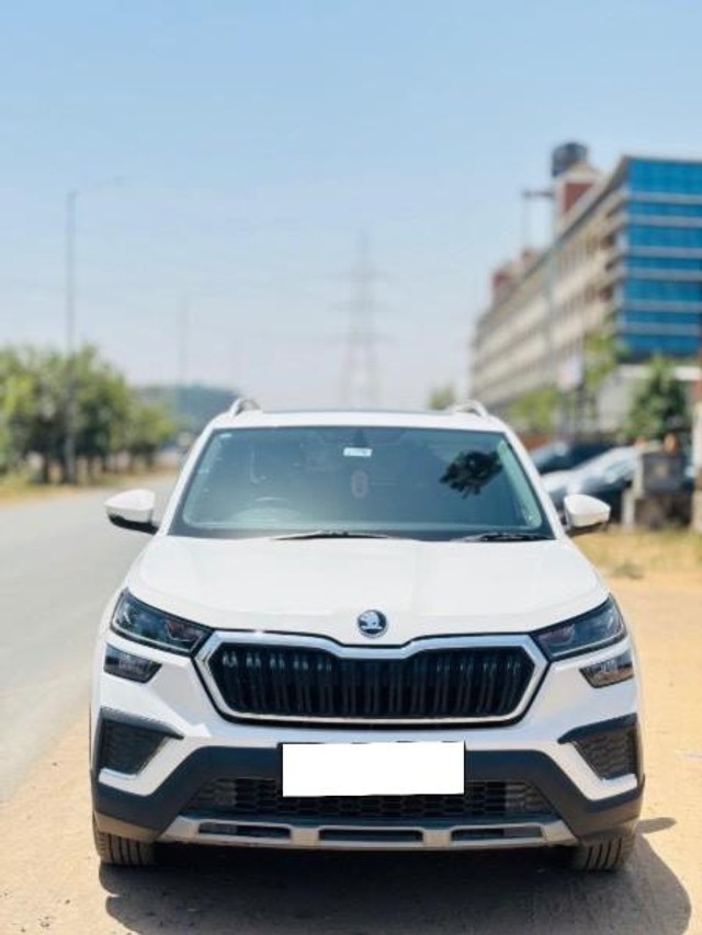 Second-hand 2025 Skoda Kushaq 1.0L Prestige AT for sale in Ahmedabad-0