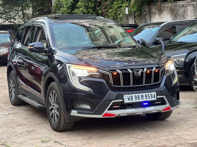 Second-hand 2023 Mahindra XUV700 AX7L 7Str Diesel for sale in Kolkata-0