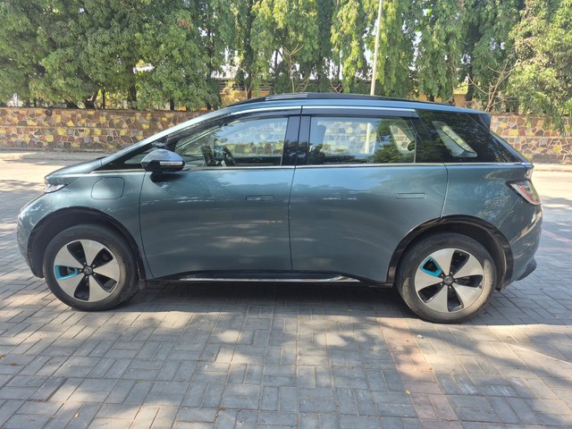 MG Windsor EV Essence - Photo 4