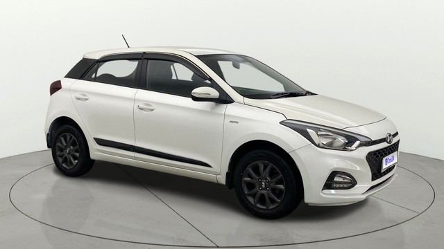 Second-hand 2018 Hyundai i20 1.2 Asta for sale in Chennai-0