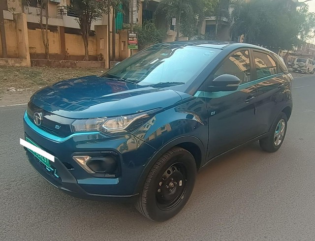 Tata Nexon EV XM - Photo 8