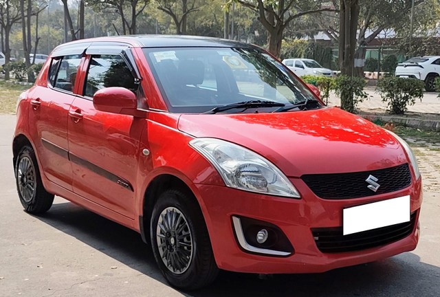 Second-hand 2017 Maruti Suzuki Swift LXI Optional-O for sale in New Delhi-0