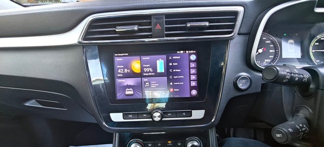 MG ZS EV Exclusive - Photo 5