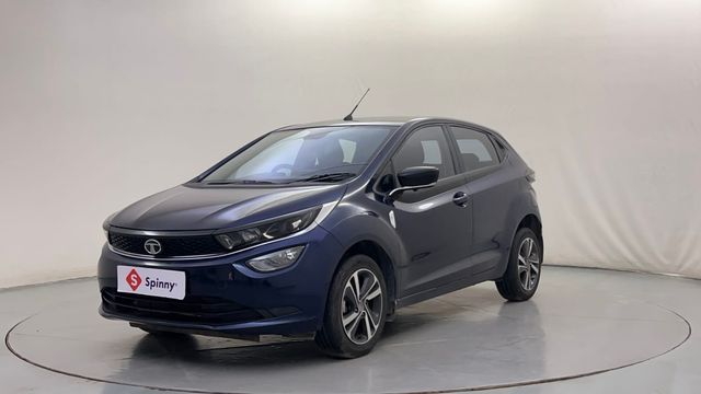 Second-hand 2023 Tata Altroz XZ for sale in Bangalore
