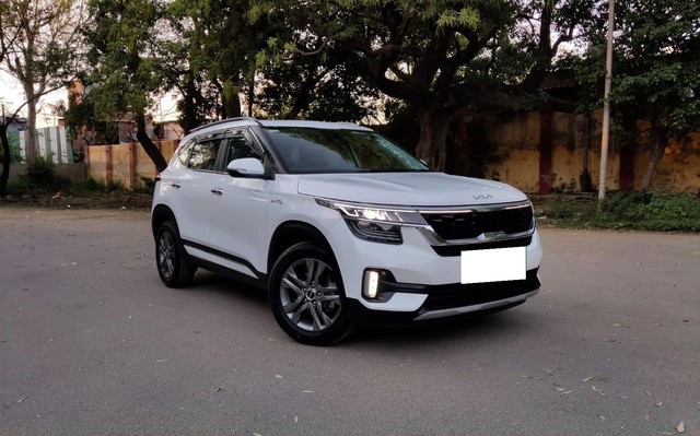 Second-hand 2023 Kia Seltos HTX Diesel AT for sale in New Delhi-0