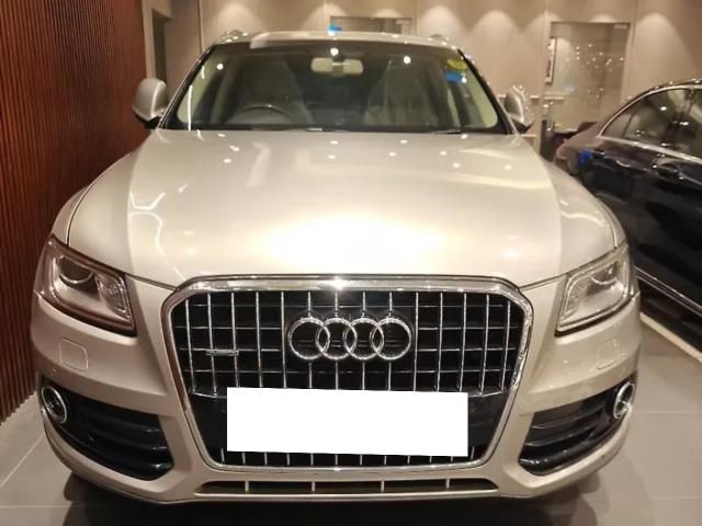Audi Q5 2.0 TDI Premium Plus Second-hand 2014 Audi Q5 2.0 TDI Premium Plus for sale in New Delhi