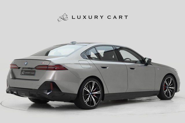 BMW i5 M60 xDrive - Photo 10