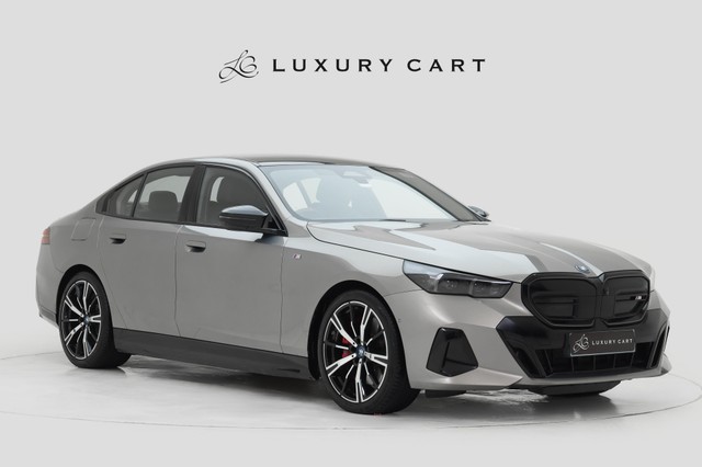 BMW i5 M60 xDrive - Photo 2