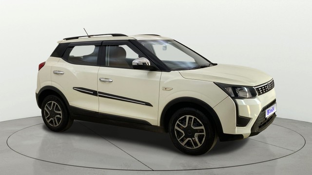 Second-hand 2019 Mahindra XUV300 W6 BSIV for sale in Thane-0