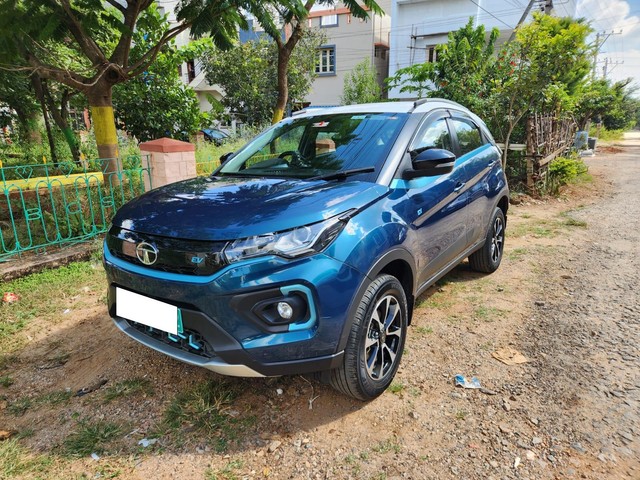 Tata Nexon EV XZ Plus - Photo 4