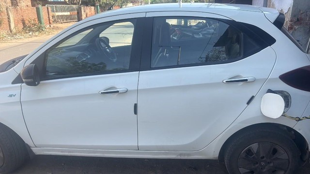 Tata Tiago EV XZ Plus LR - Photo 2