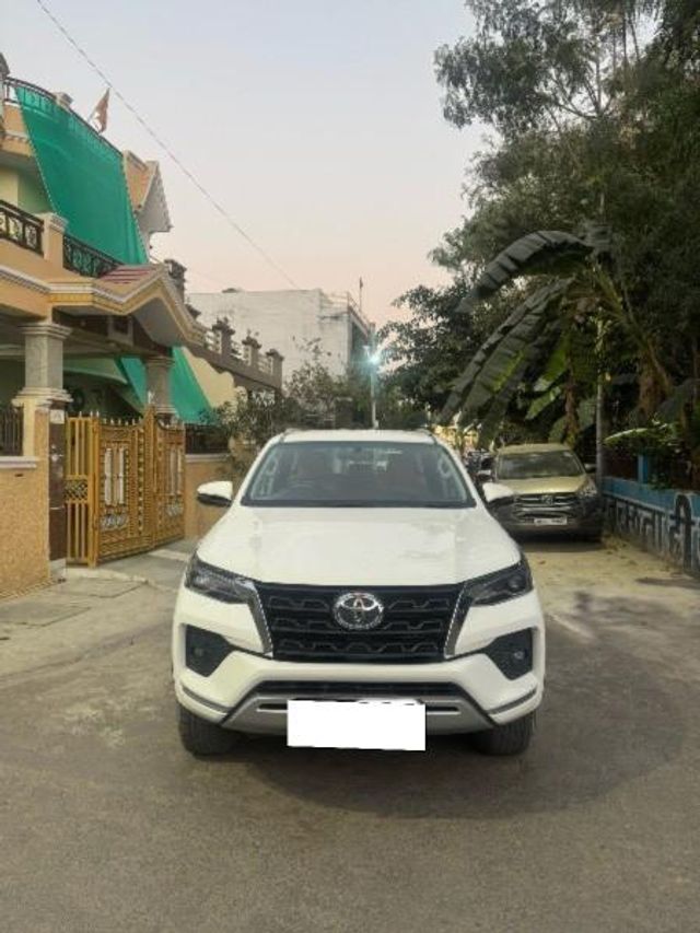 Toyota Fortuner 4X4 Diesel AT BSVI Second-hand 2023 Toyota Fortuner 4X4 Diesel AT BSVI for sale in Agra