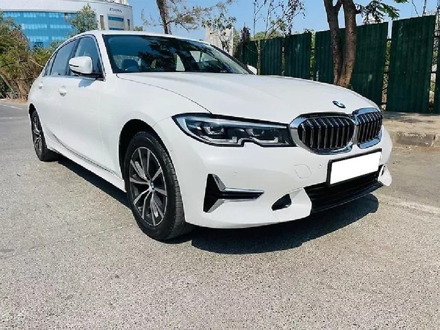Second-hand 2022 BMW 3 Series 320d Luxury Line for sale in Mumbai-0