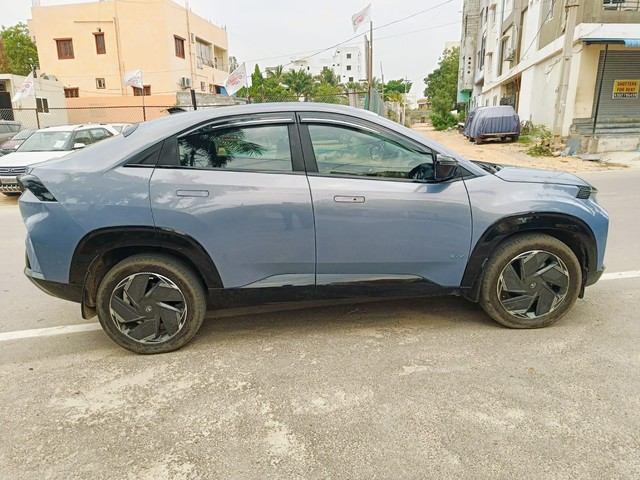 Tata Curvv EV Empowered Plus A 55 - Photo 4