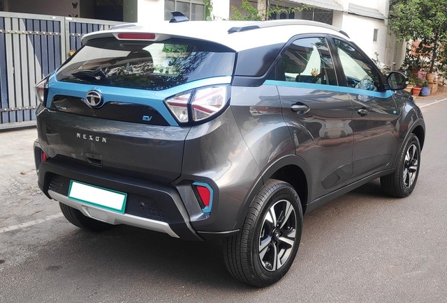 Tata Nexon EV XZ Plus - Photo 10