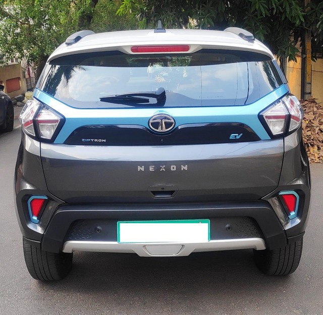 Tata Nexon EV XZ Plus - Photo 4