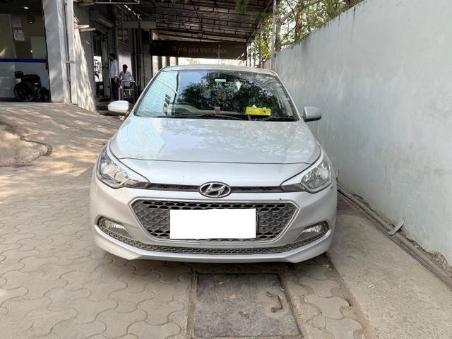 Hyundai i20 1.2 Spotz Second-hand 2017 Hyundai i20 1.2 Spotz for sale in Hoshangabad