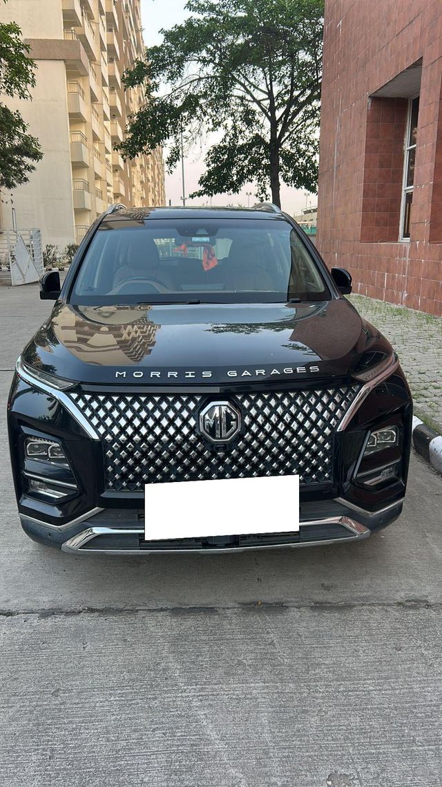 MG Hector Plus 1.5 Turbo Savvy Pro CVT 7 Str BSVI Second-hand 2023 MG Hector Plus 1.5 Turbo Savvy Pro CVT 7 Str BSVI for sale in Mohali