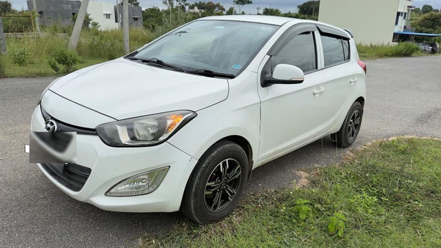 Second-hand 2014 Hyundai i20 Magna 1.4 CRDi for sale in Mysore-0