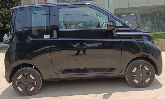 MG Comet EV Plush - Photo 3