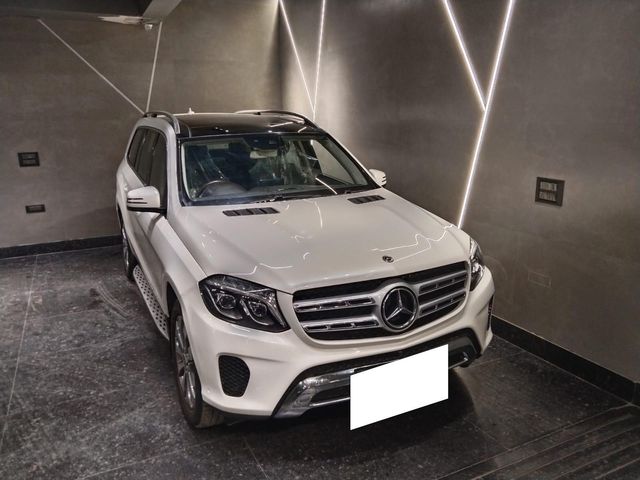 Second-hand 2018 Mercedes-Benz GLS 350d 4MATIC for sale in New Delhi