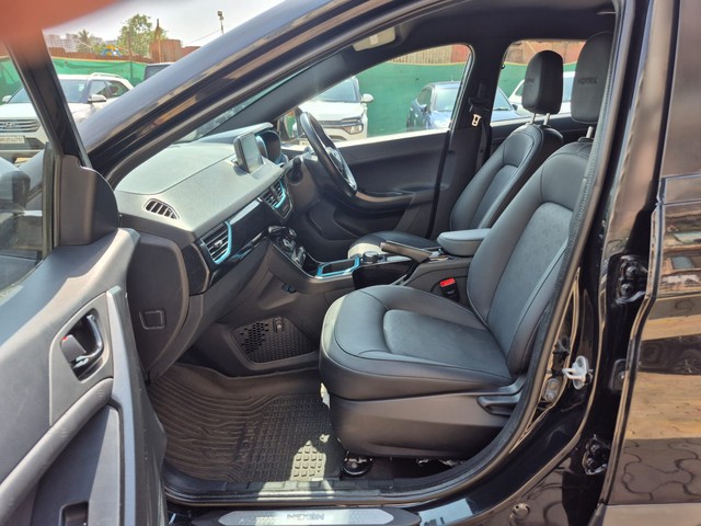 Tata Nexon EV XZ Plus Dark Edition - Photo 8
