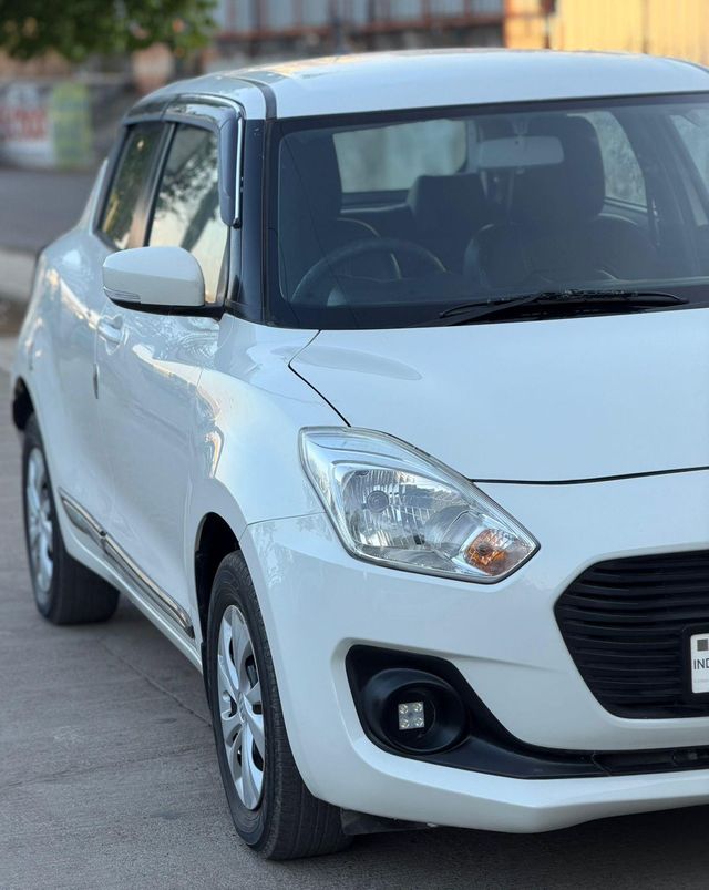 Maruti Suzuki Swift AMT VXI Second-hand 2018 Maruti Suzuki Swift AMT VXI for sale in Rajkot