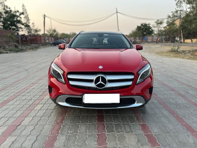 Mercedes-Benz GLA Class 200 CDI Second-hand 2017 Mercedes-Benz GLA Class 200 CDI for sale in New Delhi