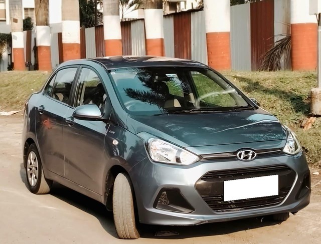 Second-hand 2016 Hyundai Xcent 1.2 CRDi E for sale in Nashik-0