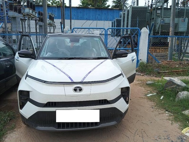 Tata Punch EV Adventure S LR - Photo 2