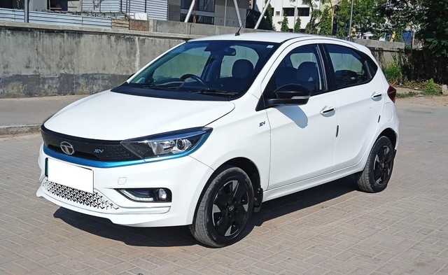 Tata Tiago EV XZ Plus LR - Photo 5