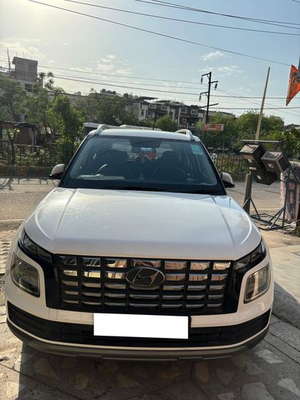 2024 Hyundai Venue S 2023-2025