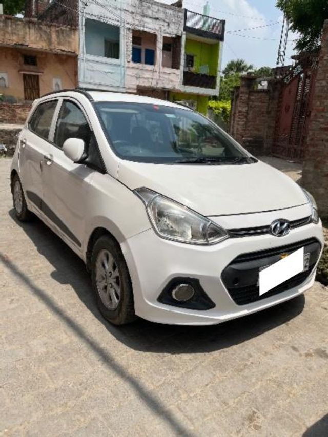 Hyundai Grand i10 CRDi Asta Second-hand 2014 Hyundai Grand i10 CRDi Asta for sale in Azamgarh