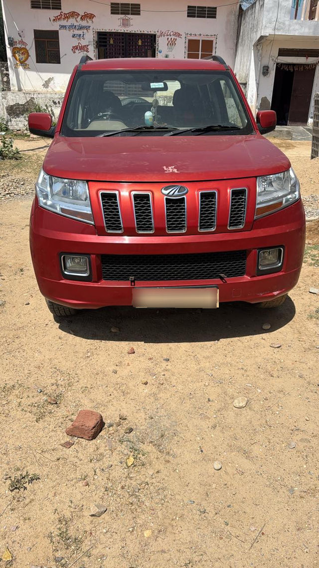 Mahindra TUV 300 T8 Second-hand 2017 Mahindra TUV 300 T8 for sale in Jaipur