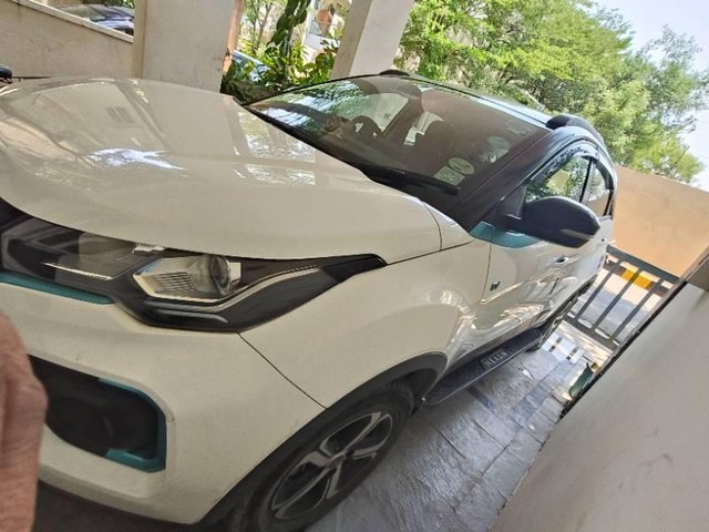 Tata Nexon EV XZ Plus - Photo 8